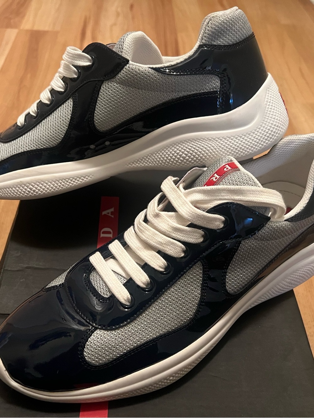 Prada Men’s Navy, White and Gray Low-Top Sneakers Size 9 - Picture 3 of 13